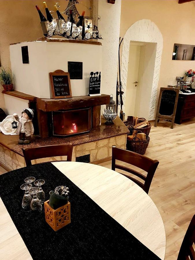 Ferienzimmer Weingut Mack Эстрих-Винкель Экстерьер фото