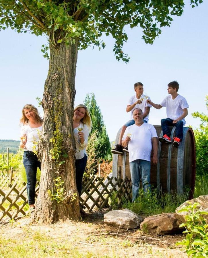 Ferienzimmer Weingut Mack Эстрих-Винкель Экстерьер фото